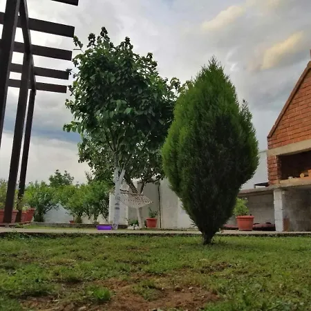 Guma Rastani Villa