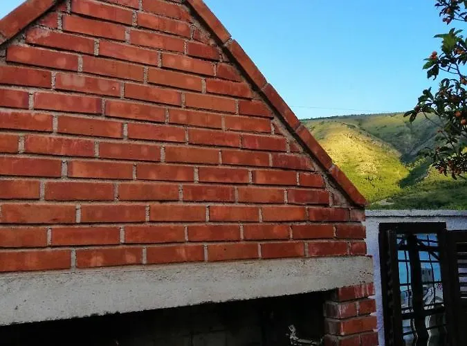 Guma Rastani Villa Mostar